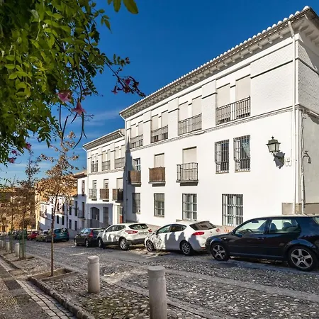Apartment Living Albayzin. Parking & Wifi Granada